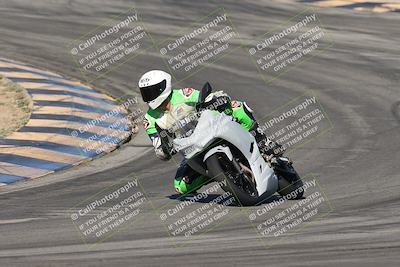 media/Nov-16-2025-Race Pace (Sun) [[8c5fa54630]]/Verified Riders/1-Turns 9 and 10 (925am)/